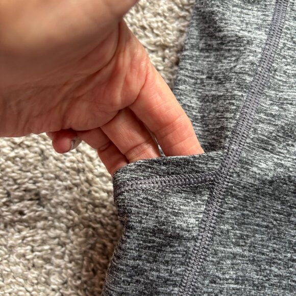 AERIE CHILL. PLAY. MOVE Leggings in a Heather Grey -Size Med Long - POCKETS NWOT - Picture 2 of 6